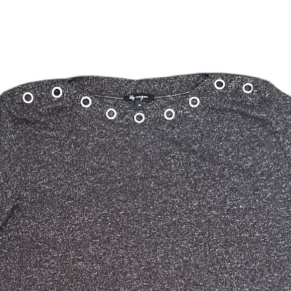 3/4 Sleeve Gray Top With Eyelet Details Women's Size 4X - Picture 3 of 8